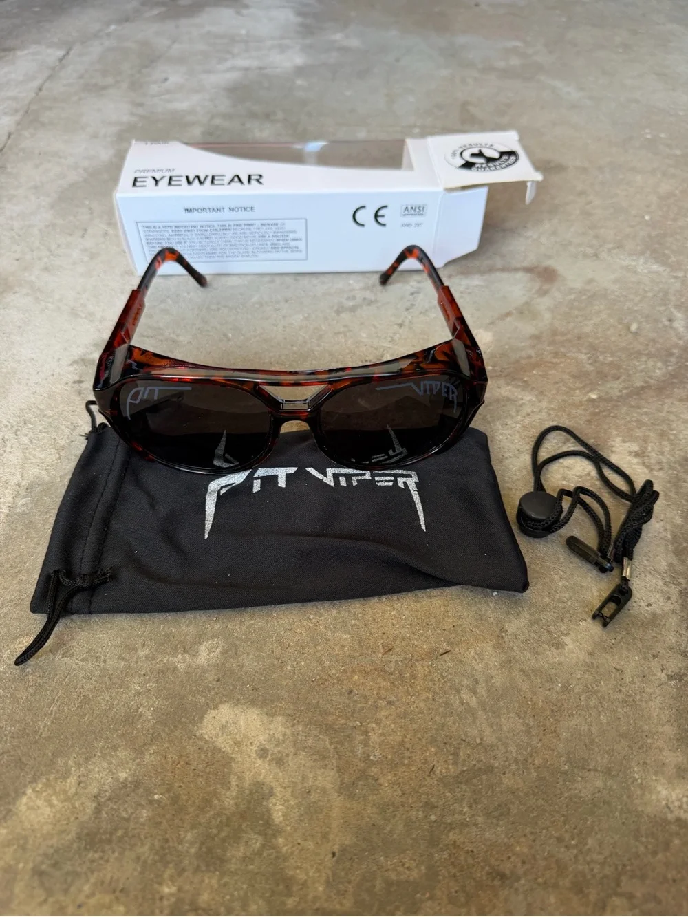 Pit Viper Exciters Sunglasses The Land Locked Polarized Lens 149mm